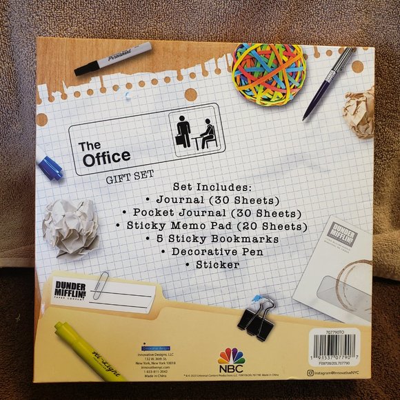 New in Box NBC Novelty The Office Desk Gift Pack Journals Pen Sticky Pads - Picture 6 of 6